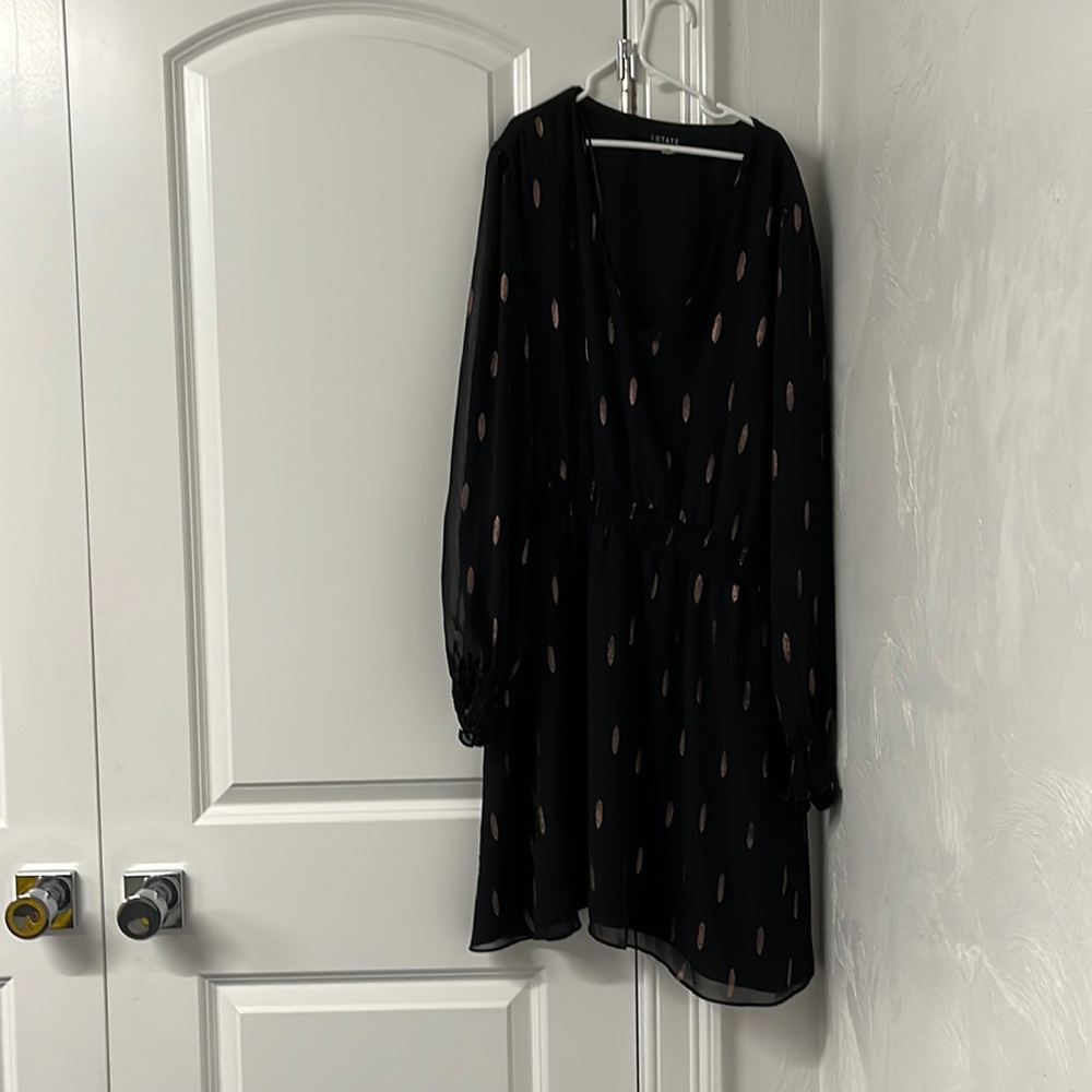 Size L 1State long sleeved dress